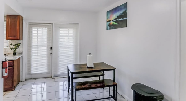 Coliving in Sulphur Springs - North Tampa, Tampa