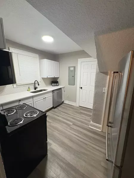 Coliving in Springfield - Downtown JAX, Jacksonville