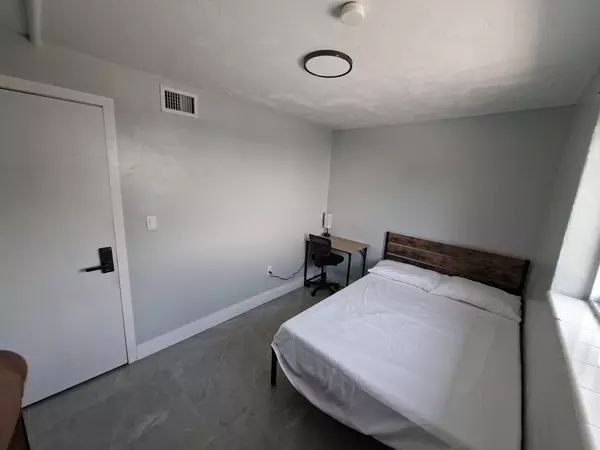 Coliving in Pompano Beach - Broward County, Miami
