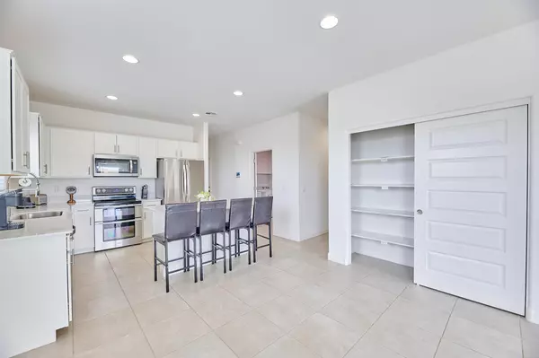 Coliving in Buckeye - SW Valley, Phoenix
