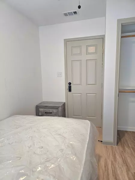 Coliving in Haltom City - Forth Worth, Dallas