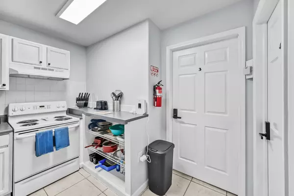 Coliving in Cedar Hills - Westside, Jacksonville