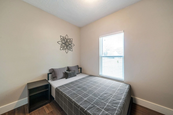 Coliving in Fondren Gardens - Sw Houston, Houston