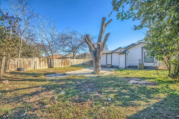 Coliving in Mission San Jose - South SATX, San Antonio