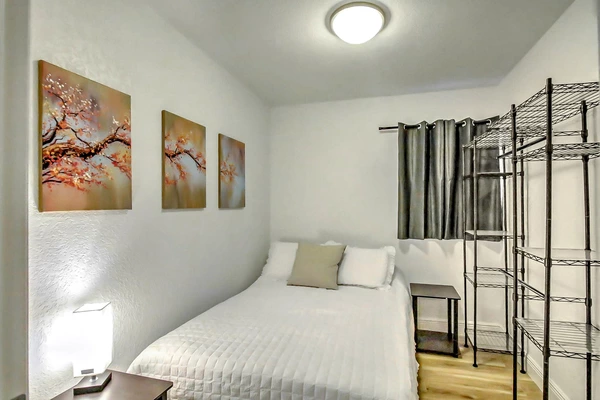 Coliving in Ybor City - Central Tampa, Tampa