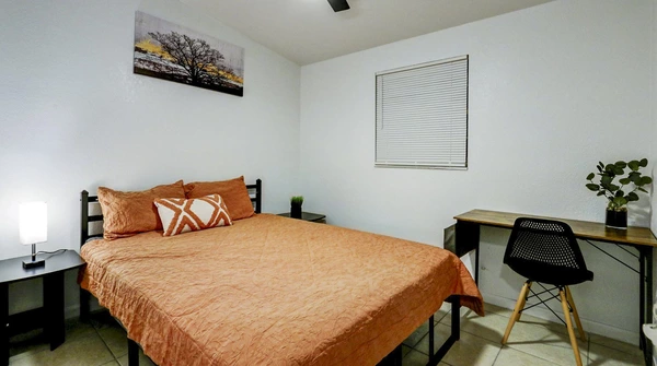 Coliving in East Lake-Orient Park - East Tampa, Tampa