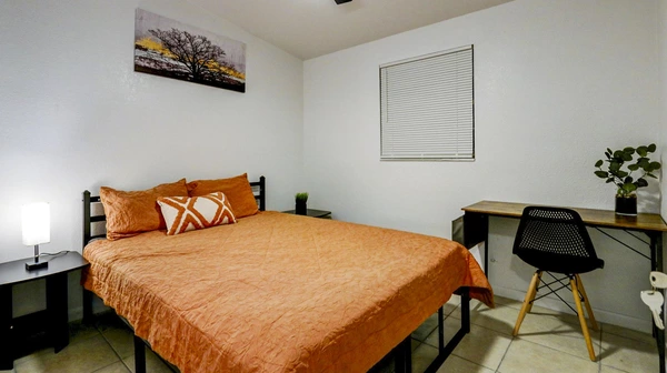Coliving in East Lake-Orient Park - East Tampa, Tampa