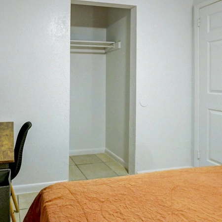 Coliving in East Lake-Orient Park - East Tampa, Tampa