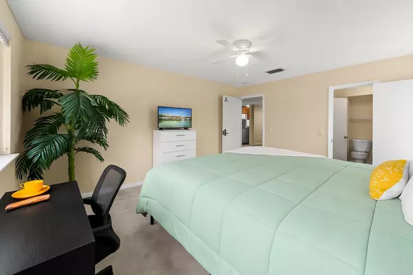 Coliving in Hogan - Southside, Jacksonville