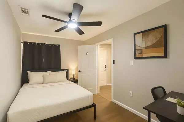 Coliving in Central Southwest - Sw Houston, Houston