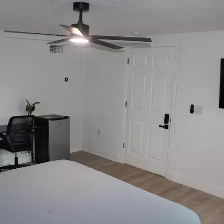 Coliving in DeLand - Outer Orlando, Orlando