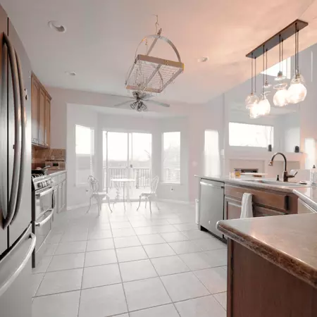 Coliving in Thornton - Outer Denver, Denver