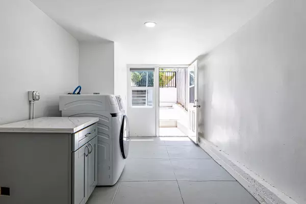 Coliving in City Heights - Inland, San Diego