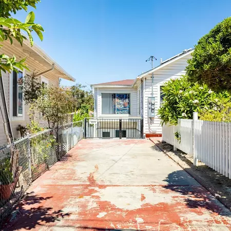 Coliving in City Heights - Inland, San Diego