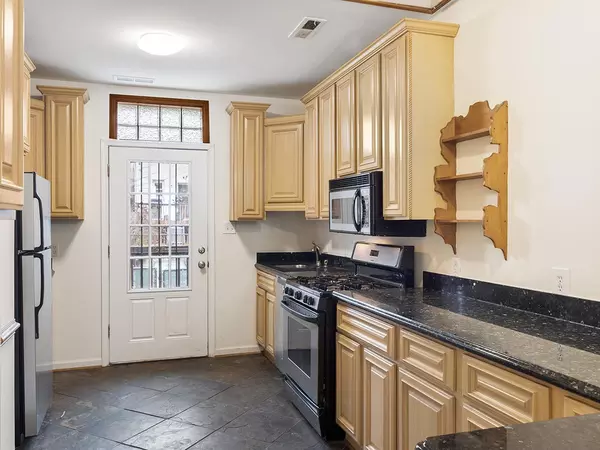 3 bedrooms apartment for rent in Eckington - Washington Northeast, Washington DC