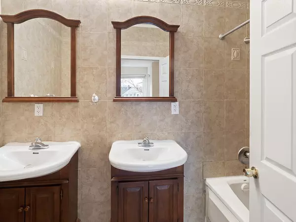 3 bedrooms apartment for rent in Eckington - Washington Northeast, Washington DC