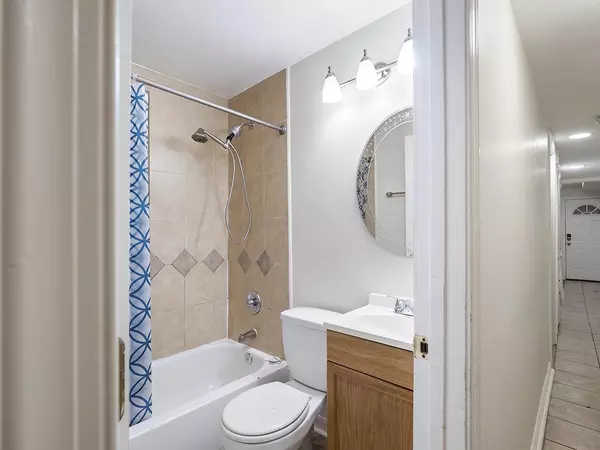 2 bedrooms apartment for rent in Eckington - Washington Northeast, Washington DC