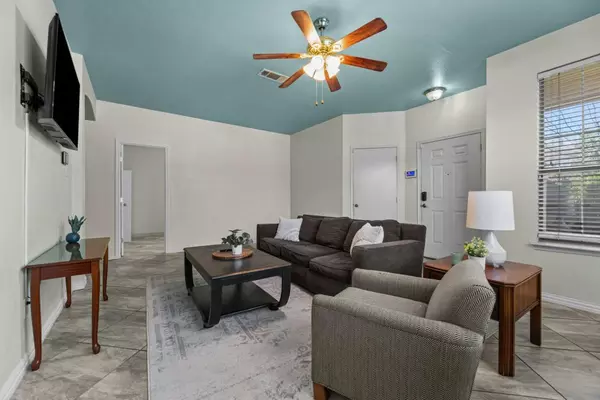 6 bedrooms apartment for rent in Highland Hills - Se Dallas, Dallas