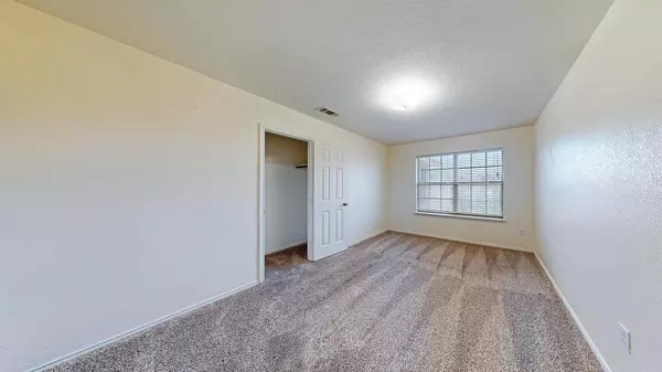 6 bedrooms apartment for rent in Highland Hills - Se Dallas, Dallas