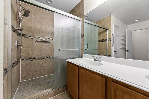6 bedrooms apartment for rent in Highland Hills - Se Dallas, Dallas