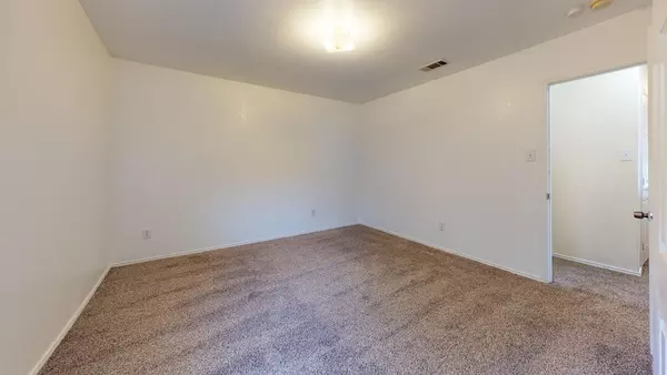 6 bedrooms apartment for rent in Highland Hills - Se Dallas, Dallas
