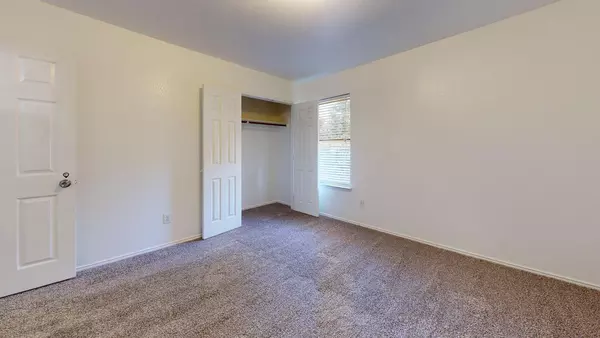 6 bedrooms apartment for rent in Highland Hills - Se Dallas, Dallas