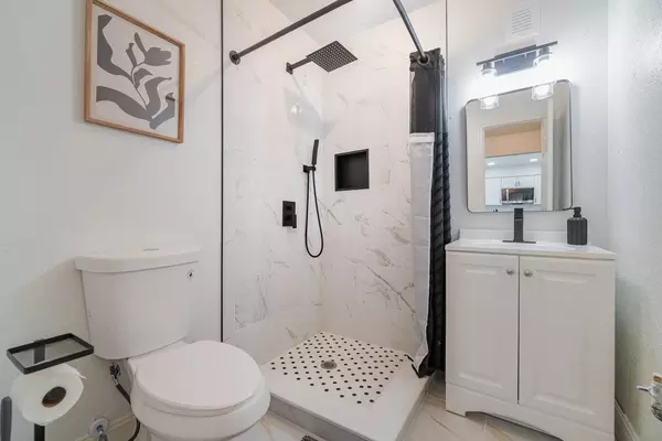 Coliving in Belle Isle - South Orlando, Orlando