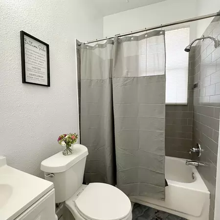 Coliving in Macfarlane Park - West Tampa, Tampa