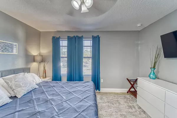 Coliving in University - North Tampa, Tampa
