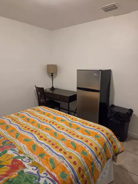Coliving in Pine Hills - West Orlando, Orlando