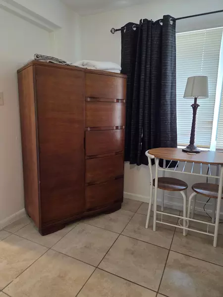 Coliving in Pine Hills - West Orlando, Orlando