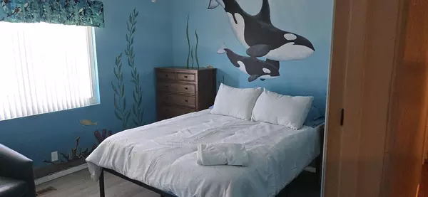 Coliving in El Cajon - East SD, San Diego