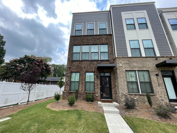 Coliving in York Road - Central Charlotte, Charlotte