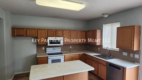 3 bedrooms apartment for rent in Gladstone - Outer KCMO, Kansas City