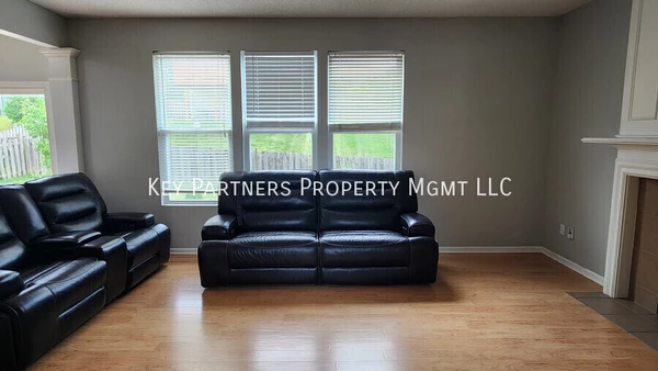 3 bedrooms apartment for rent in Gladstone - Outer KCMO, Kansas City