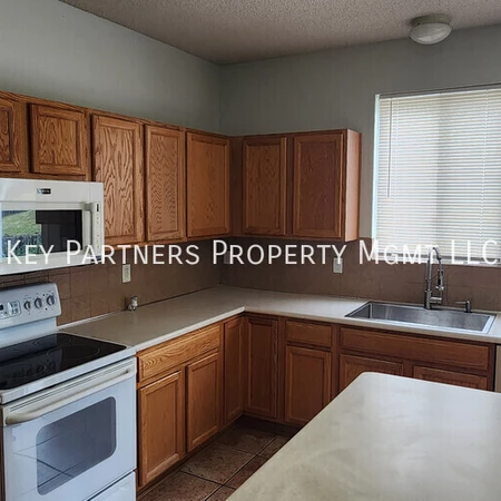 3 bedrooms apartment for rent in Gladstone - Outer KCMO, Kansas City