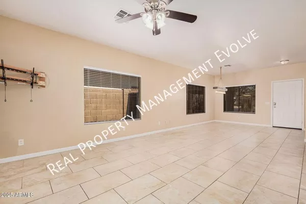 4 bedrooms apartment for rent in North Gateway - Phoenix, Phoenix