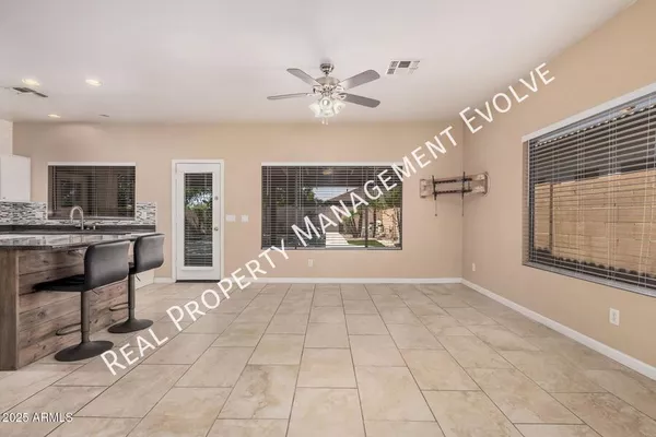 4 bedrooms apartment for rent in North Gateway - Phoenix, Phoenix