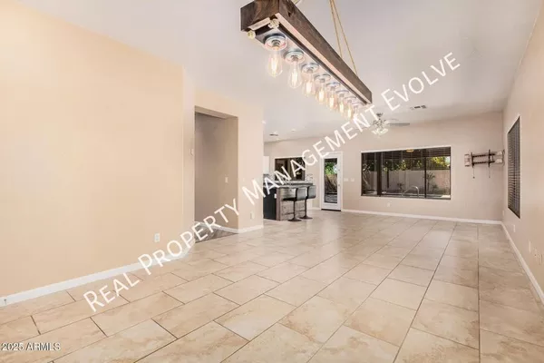 4 bedrooms apartment for rent in North Gateway - Phoenix, Phoenix