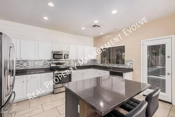 4 bedrooms apartment for rent in North Gateway - Phoenix, Phoenix