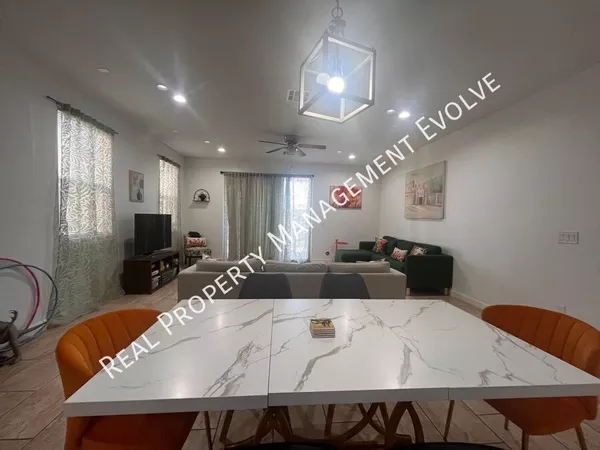 3 bedrooms apartment for rent in Central City - Phoenix, Phoenix