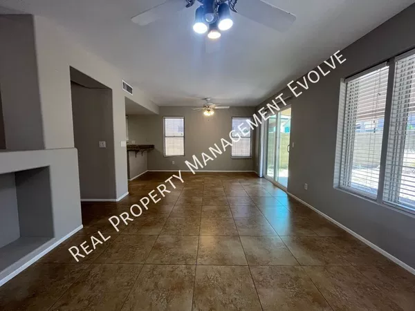 3 bedrooms apartment for rent in Desert View - Phoenix, Phoenix