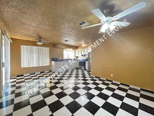 4 bedrooms apartment for rent in Litchfield Park - SW Valley, Phoenix