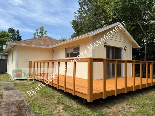 2 bedrooms apartment for rent in Rainier Valley - SE Seattle, Seattle
