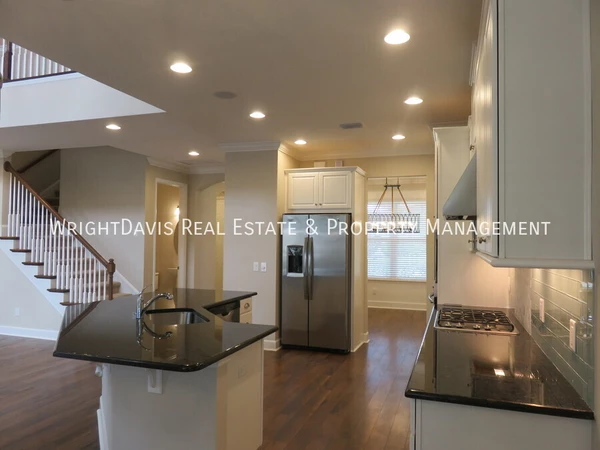 4 bedrooms apartment for rent in Town 'n' Country - West Tampa, Tampa