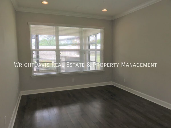 4 bedrooms apartment for rent in Town 'n' Country - West Tampa, Tampa