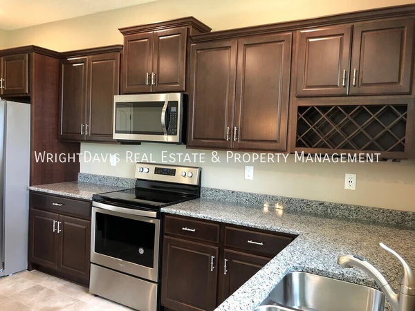 3 bedrooms apartment for rent in Town 'n' Country - West Tampa, Tampa