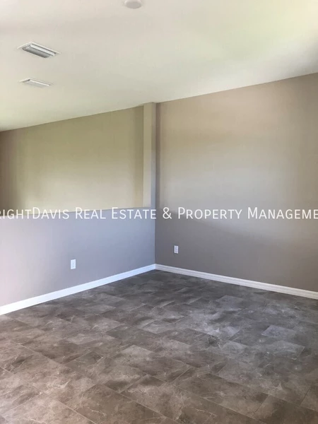3 bedrooms apartment for rent in Town 'n' Country - West Tampa, Tampa
