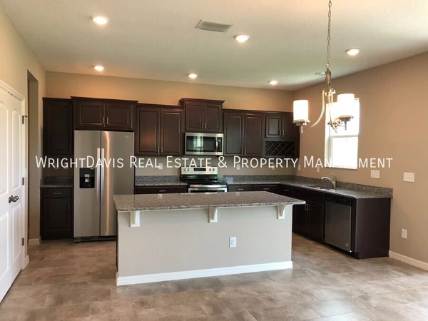 3 bedrooms apartment for rent in Town 'n' Country - West Tampa, Tampa