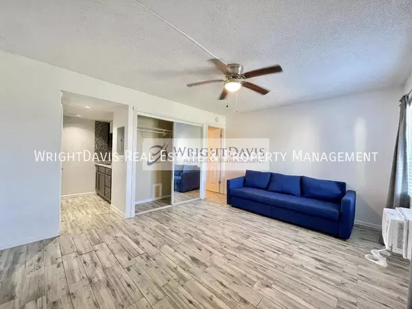 Studio Apartment for rent in Live Oaks Square - East Tampa, Tampa